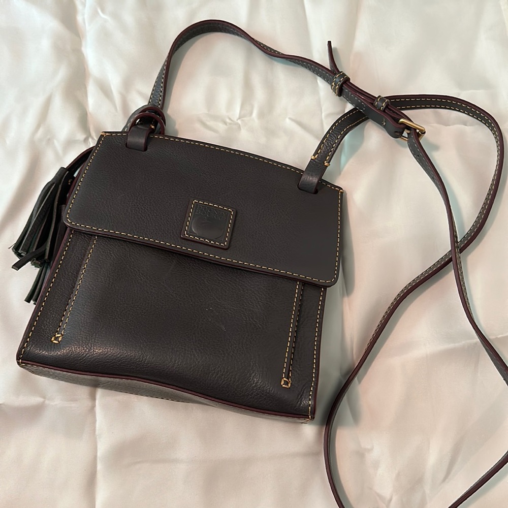 Gray Dooney & Bourke crossbody